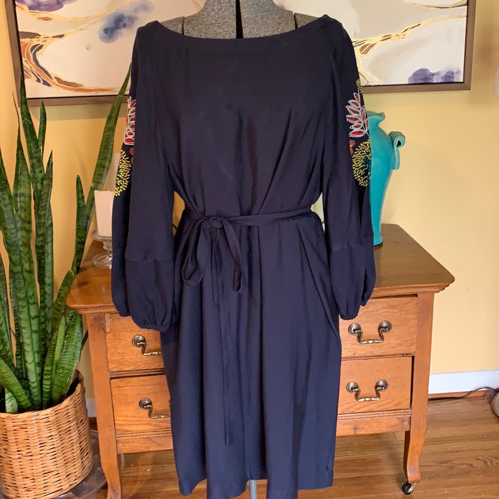 Dark blue dress